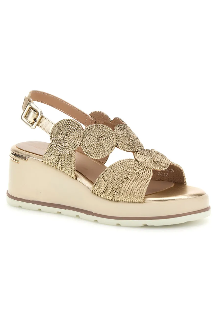Sandalo oro con zeppa e forme geometriche Mariella Burani 52190C1578