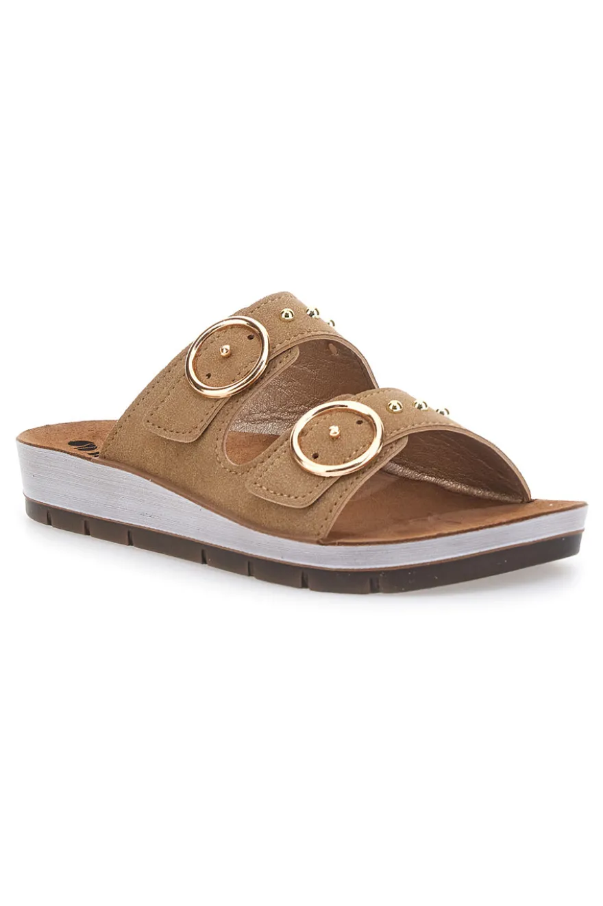 Sandschuhe mit dekorativen Nieten auf Doppelschnalle INBLU 54 CP
