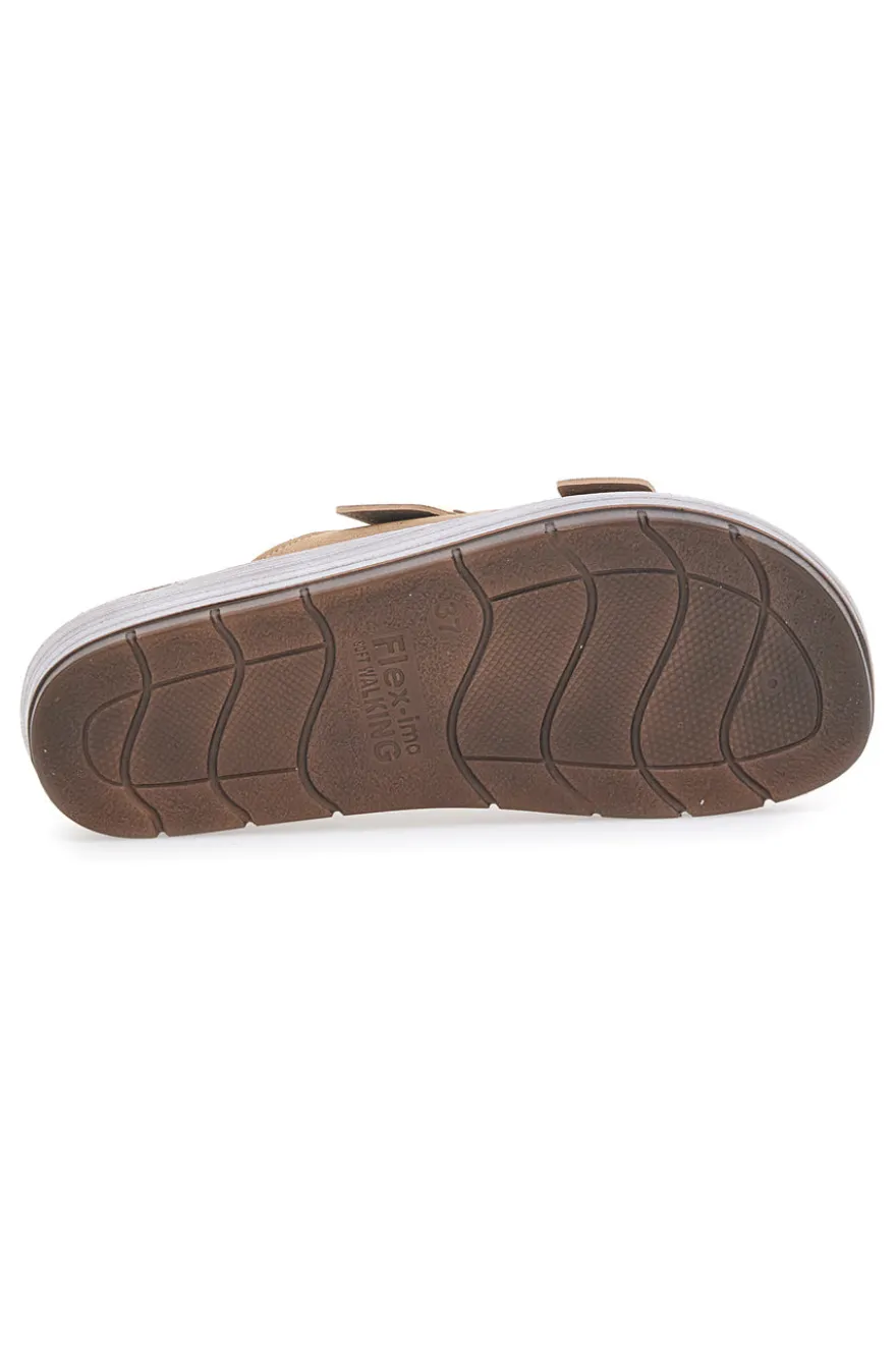 Sandschuhe mit dekorativen Nieten auf Doppelschnalle INBLU 54 CP