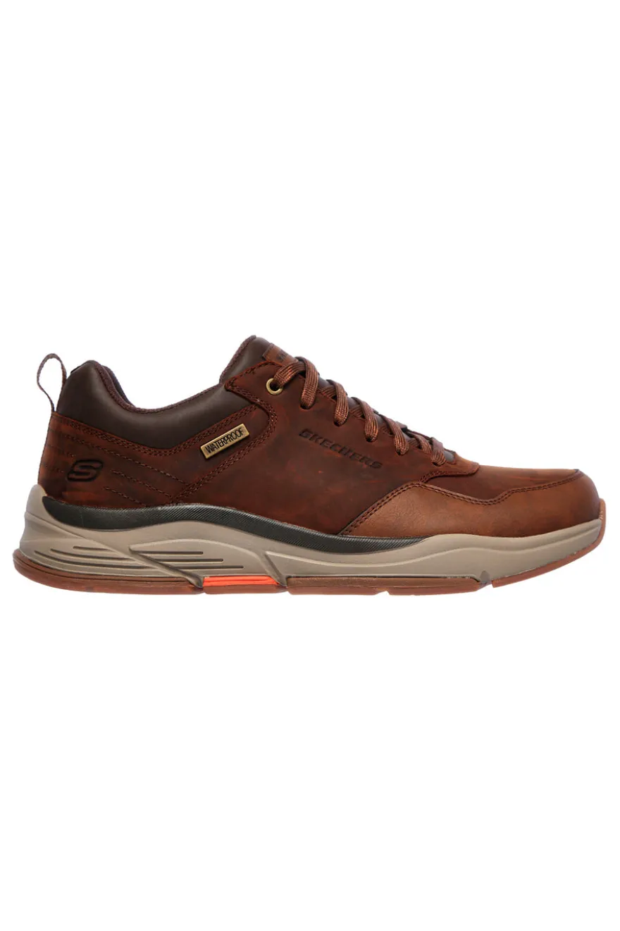 Scarpe casual marroni waterproof in pelle Skechers BENAGO HOMBRE