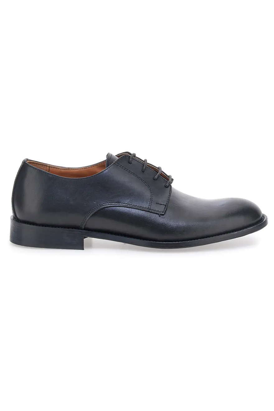 Scarpe eleganti Nere in pelle Pittarello 400