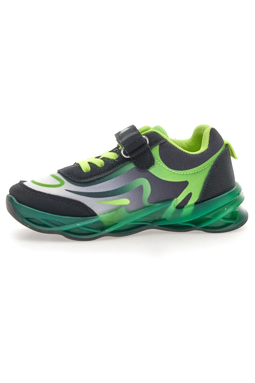 Scarpe nere e verdi con luci e strappo Mavengers R1010212T