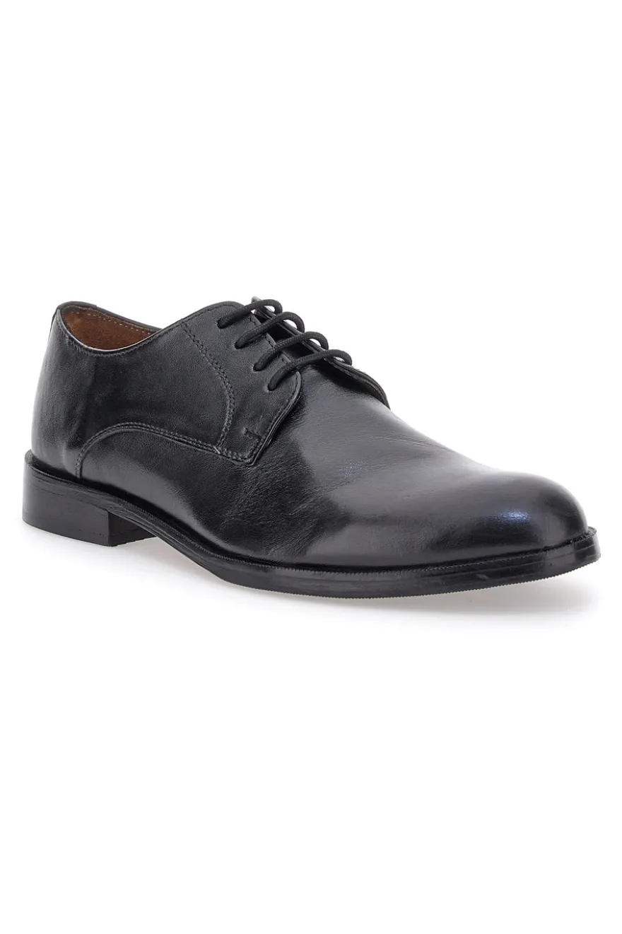 Scarpe Stringate Nere In Vera Pelle Claremorris 565
