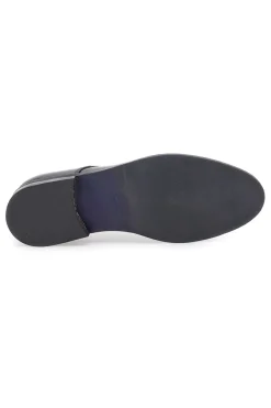 Scarpe stringate nere in vernice lucida Pittarello 600