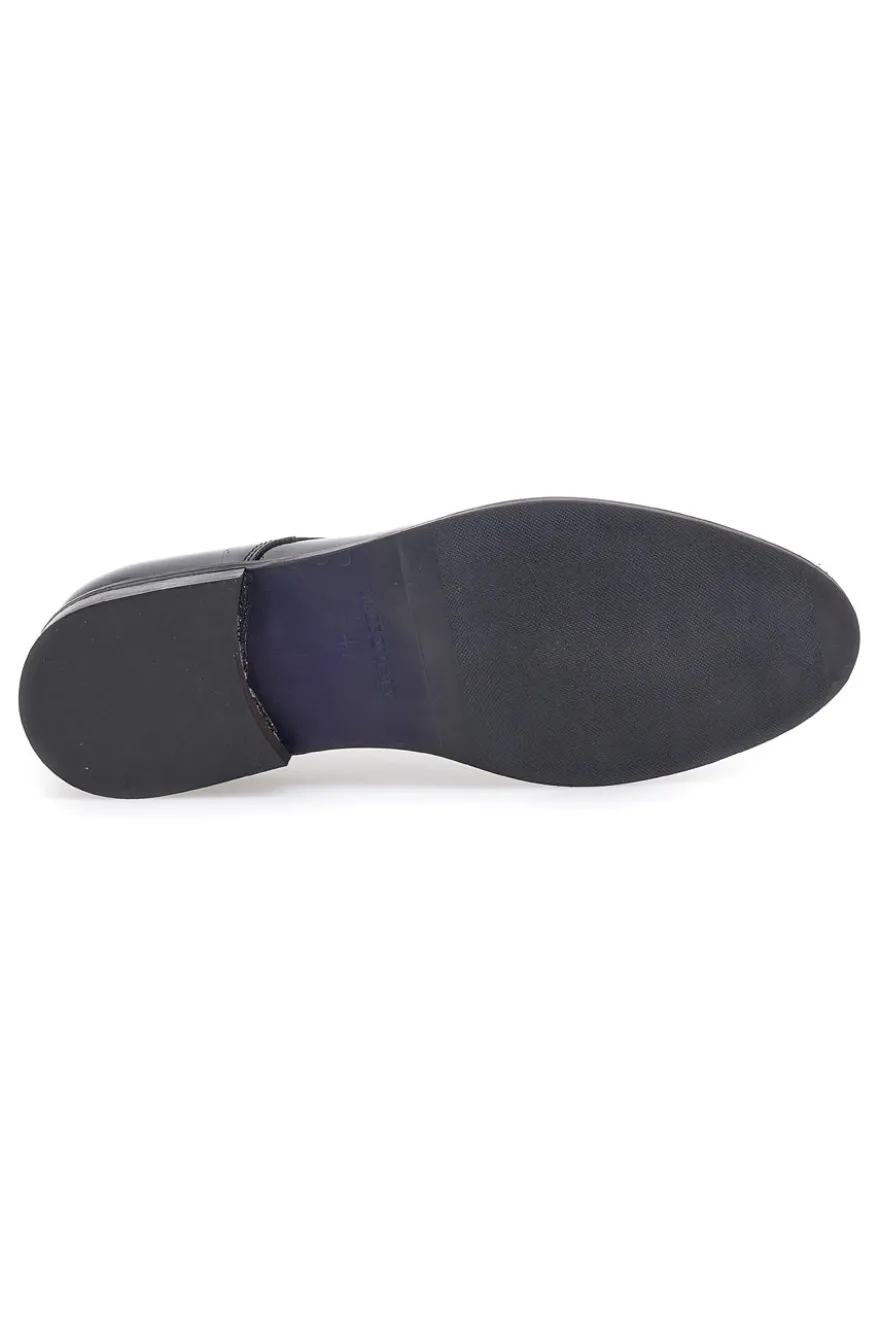 Scarpe stringate nere in vernice lucida Pittarello 600