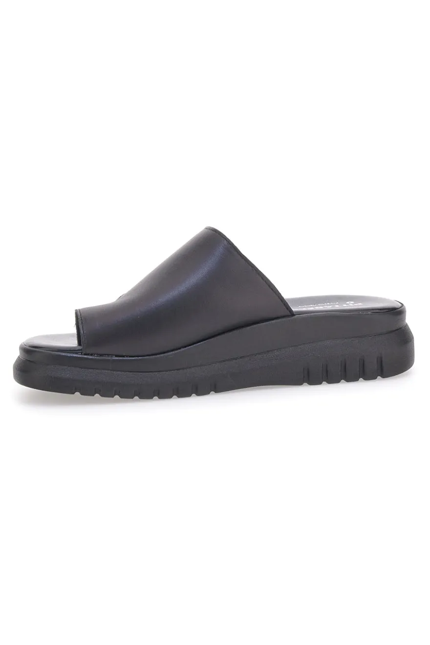 Schwarze Hausschuhe mit hoher Sohle und breitem Band Pittarello Love 32441926