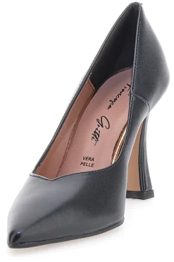 Schwarze Pumps aus echtem Leder mit Spool-Absatz Francesca Gritti 157