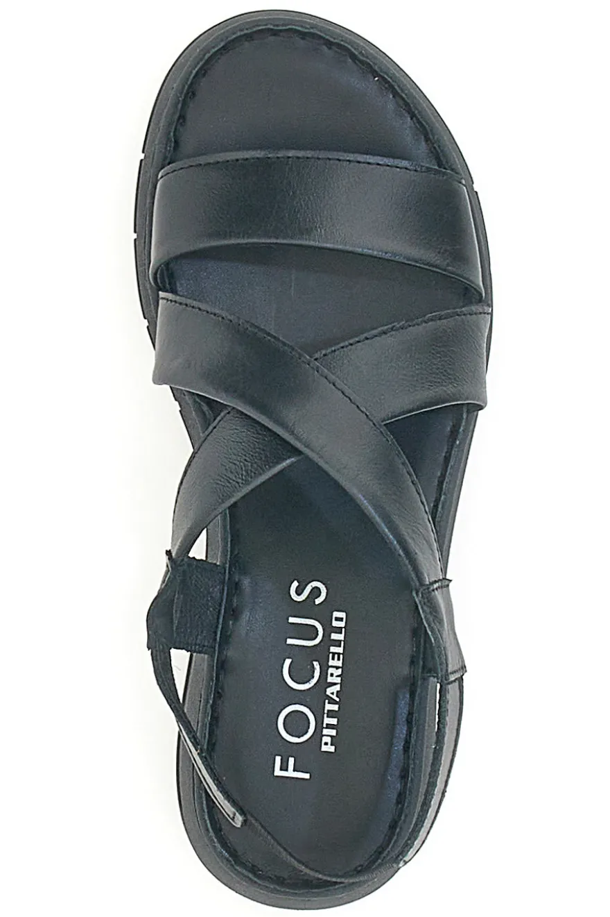 Schwarze Sandalen mit elastischer Rückseite und Plateau PITTARELLO FOCUS 3316124
