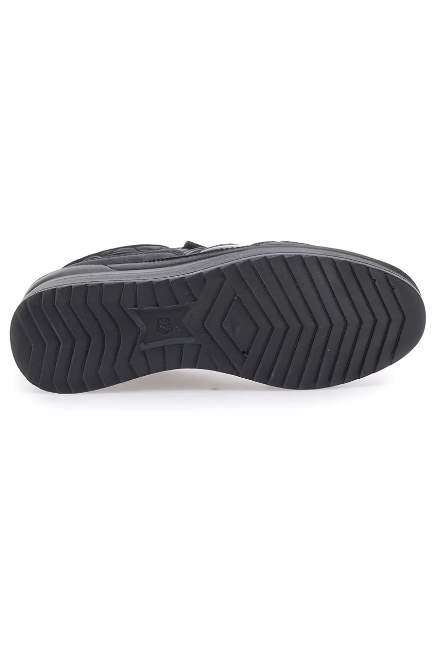 Schwarze Schnürschuhe mit Plateau MIO TEMPO 724072