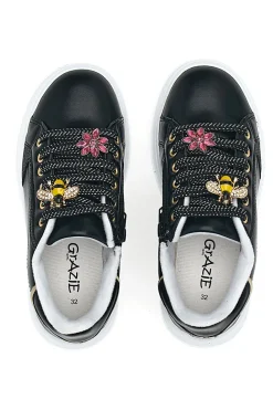 Schwarze Sneakers mit Blumenapplikationen an den Schnürsenkeln Grazie Girl 153917