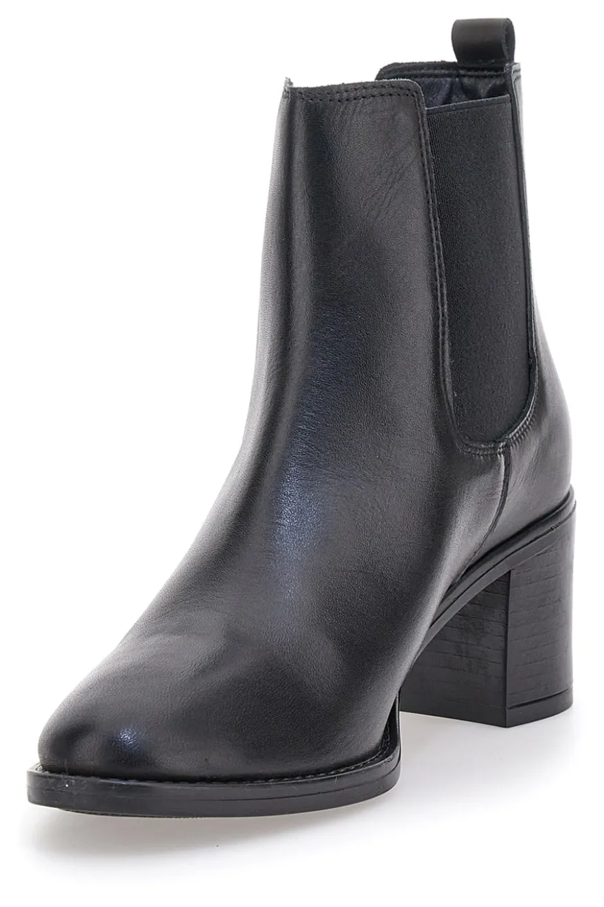 Schwarze Stiefeletten aus echtem Leder mit breitem Absatz und elastischen Einsätzen Pittarello Klasse 873240