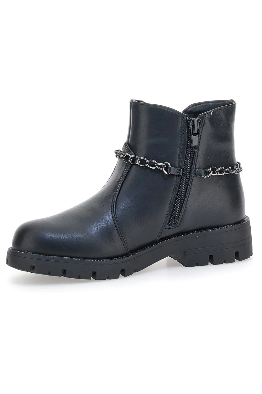 Schwarze Stiefeletten mit Zierkette und Nietenstern. Danke 1729