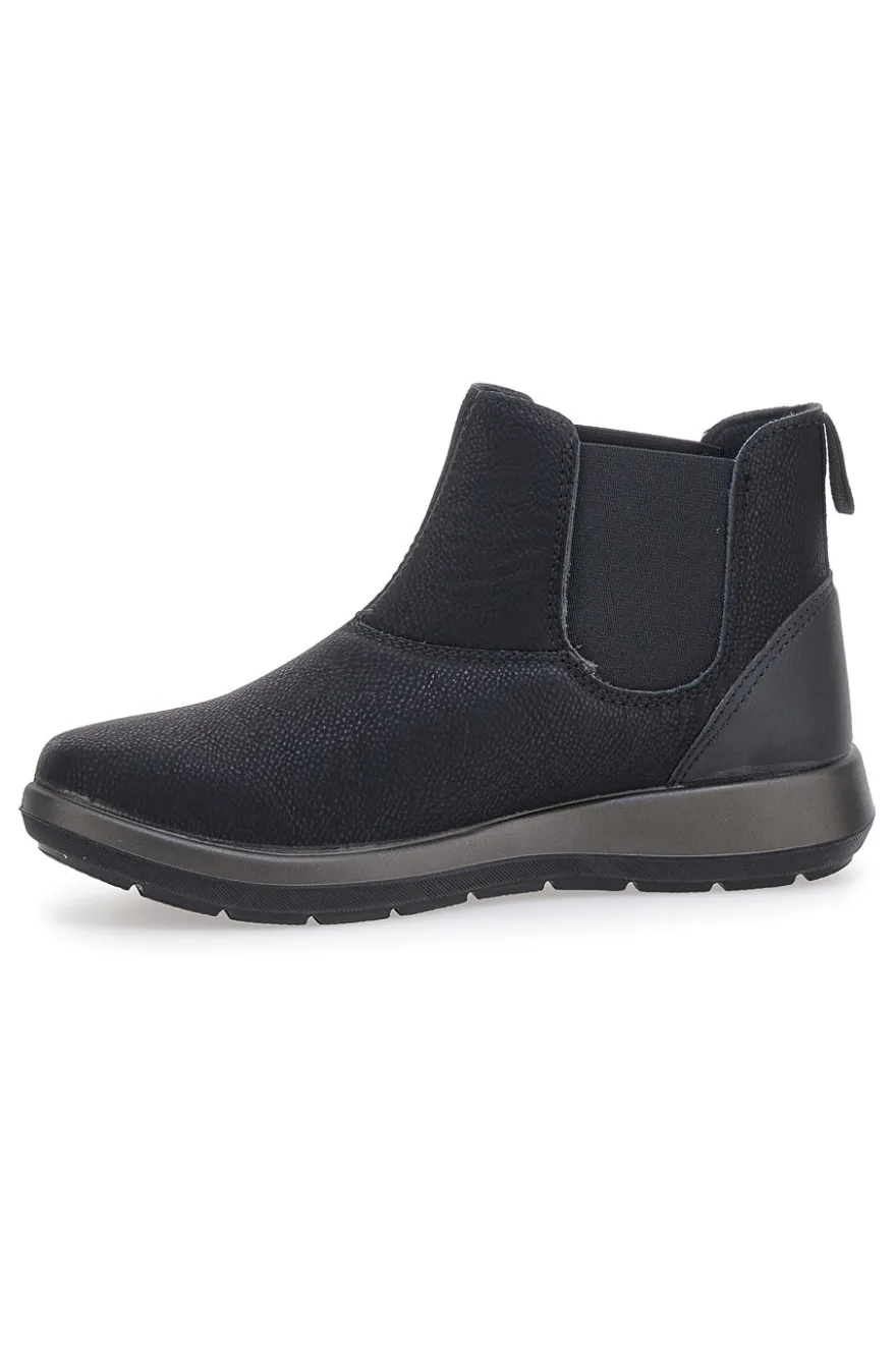 Schwarze Stiefeletten mit Hammerschlageffekt INBLU WG059014