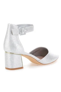 Silberne Pumps mit spitzer Spitze, Fesselriemchen und mittlerem Absatz MON DIEU 8257482838