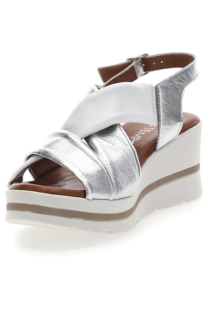 Silberne Sandalen mit Plateau und Obermaterial aus Leder Mio Tempo 269020