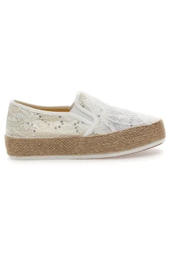 Slip-on bianche in crochet con suola in corda Energy E129