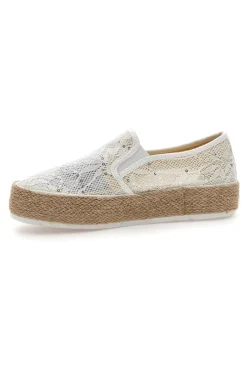 Slip-on bianche in crochet con suola in corda Energy E129