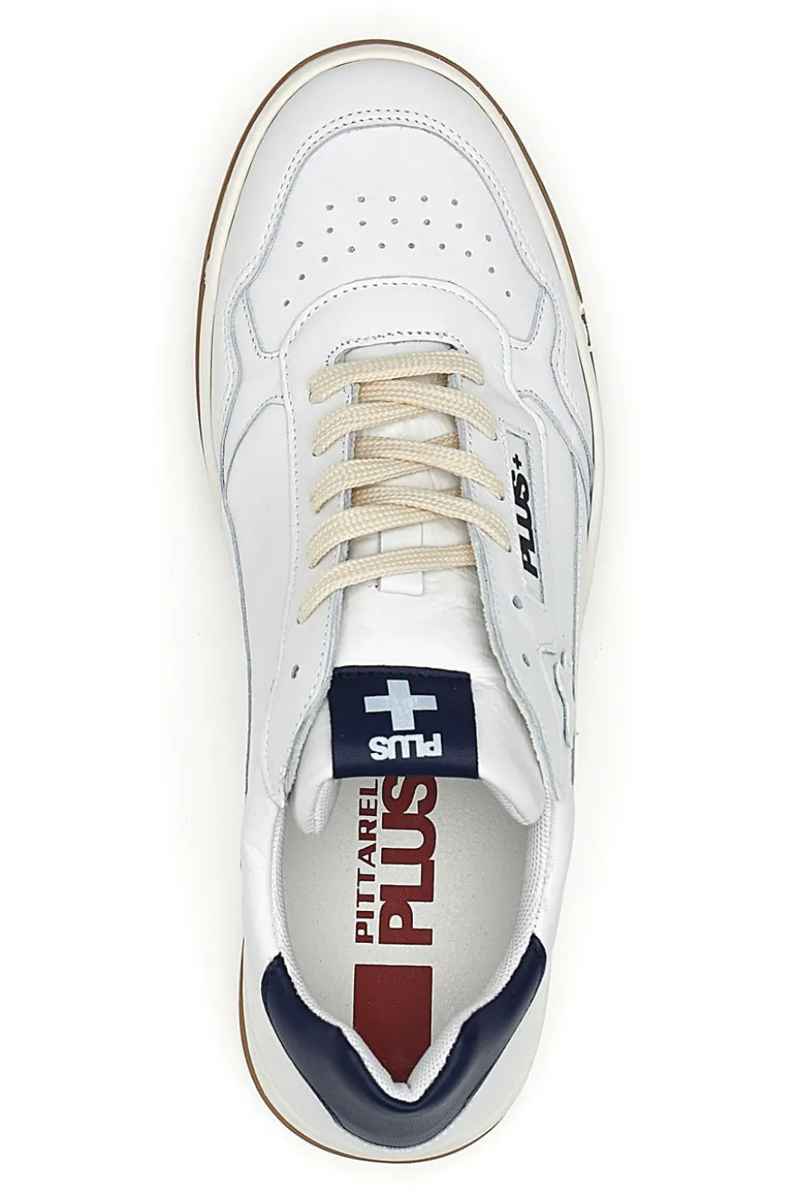 Sneaker bianca in vera pelle con dettagli blu Pittarello Plus S10