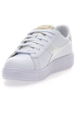 Sneaker da donna bianche con platform e dettagli oro Diadora Game Step Glam GS