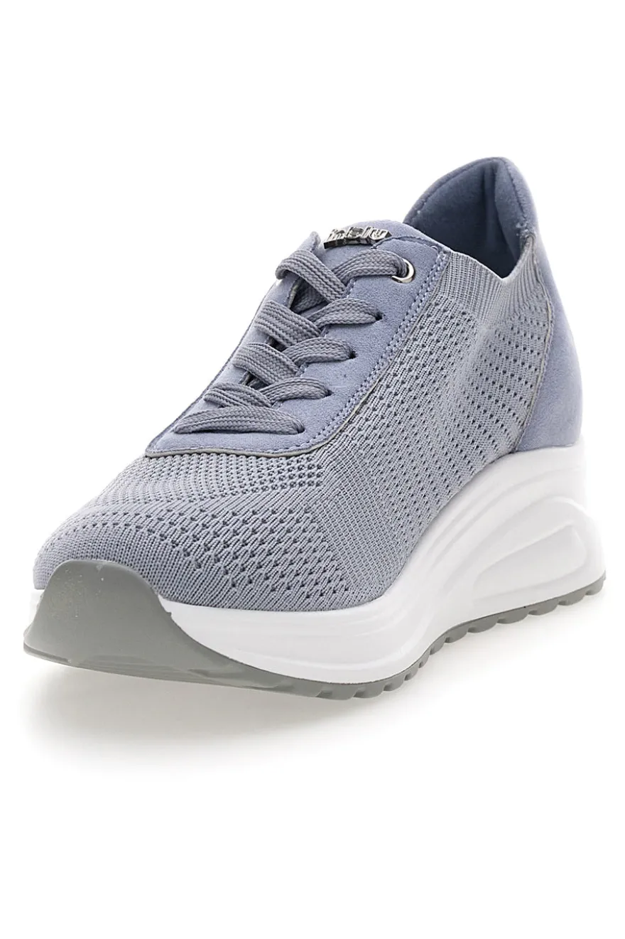 Sneakers azzurre in tessuto traspirante con zeppa Inblu 485IN