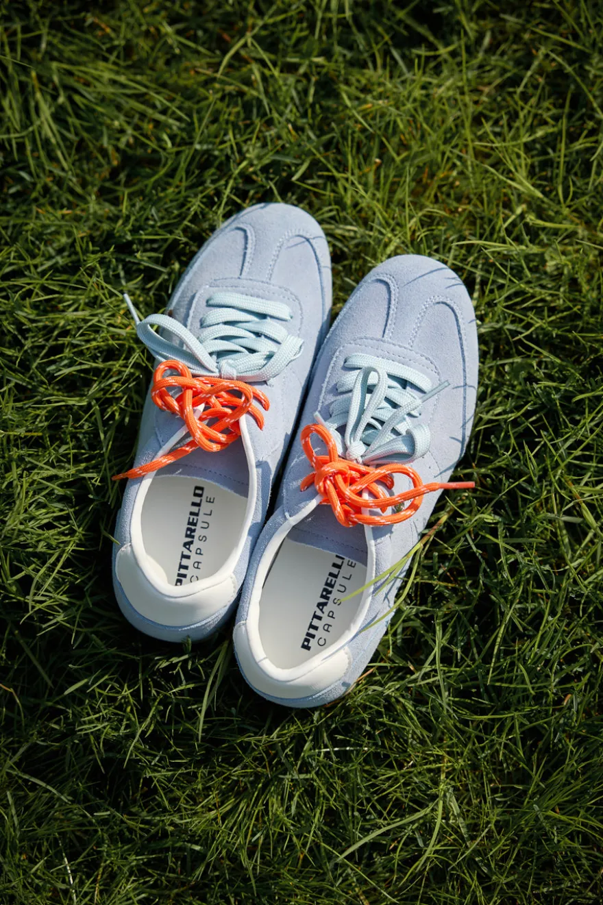 Sneakers azzurre in vera pelle con doppi lacci Pittarello Capsule BT251278010