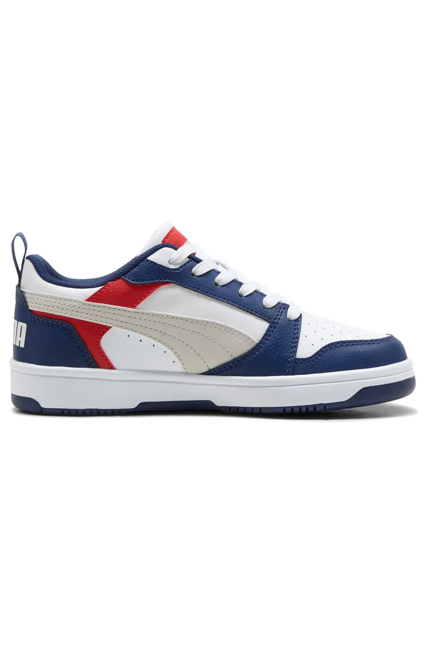 Sneakers bianche blu e rosse stile basket Puma Rebound V6 Lo Jr