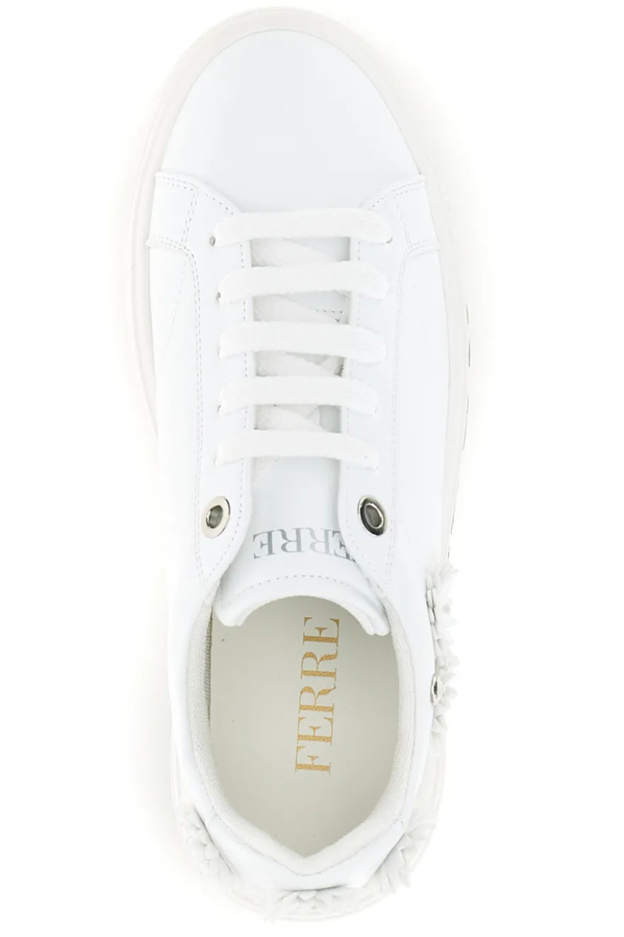 Sneakers bianche con applicazioni floreali Ferre F760