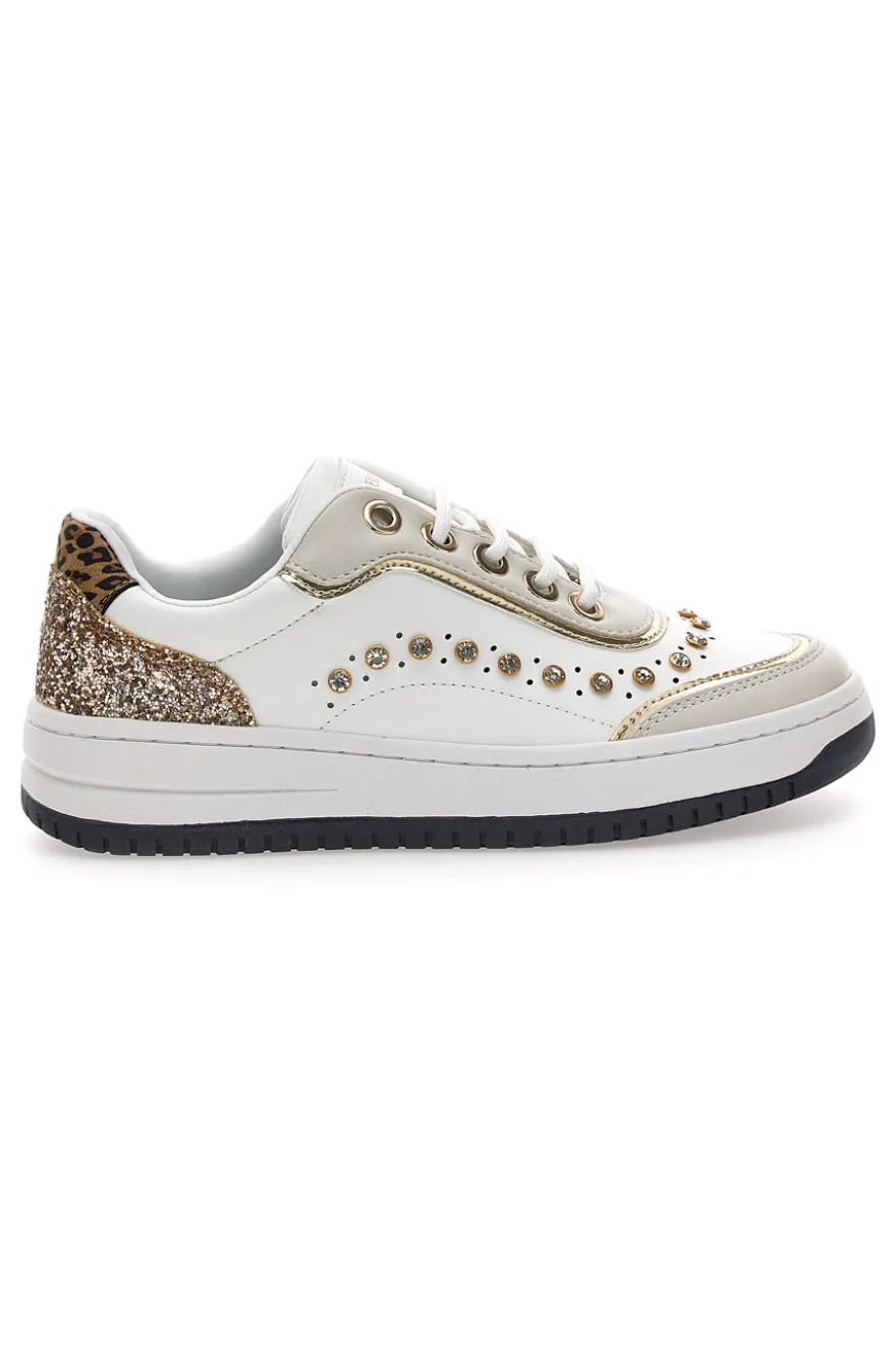 Sneakers bianche con borchie e glitter oro Burani 51771C1108