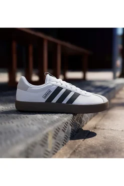 Sneakers bianche con dettagli neri suola in gomma Adidas Vl Court 3