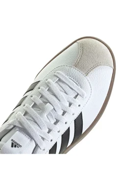 Sneakers bianche con dettagli neri suola in gomma Adidas Vl Court 3