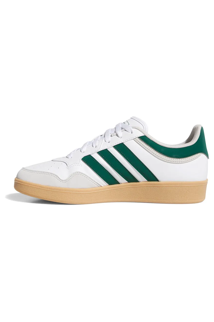 Sneakers bianche con dettagli verdi e suola gum Adidas Hoops 4.0