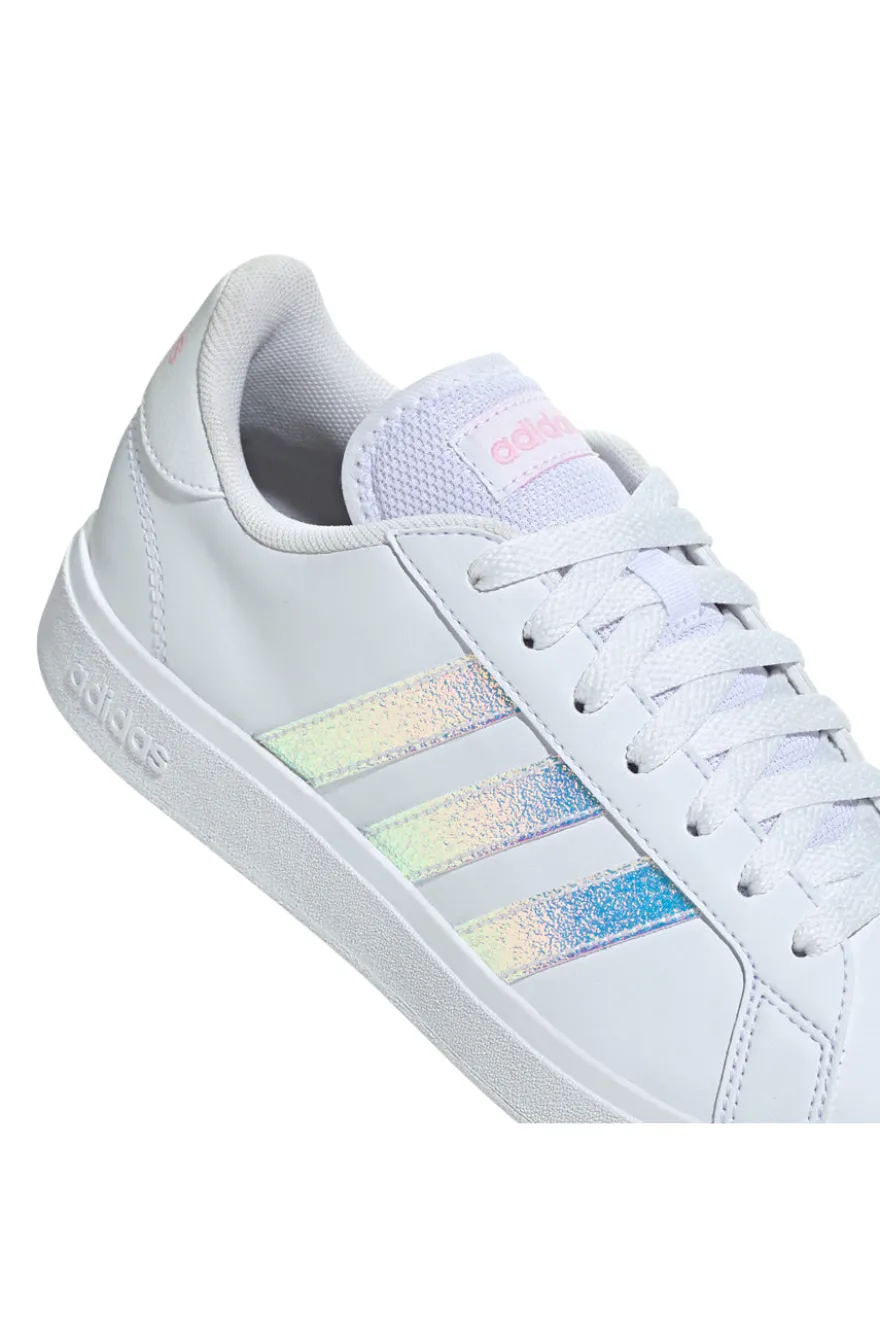 Sneakers bianche con dettagli iridescenti Adidas Grand Court Base 2.0