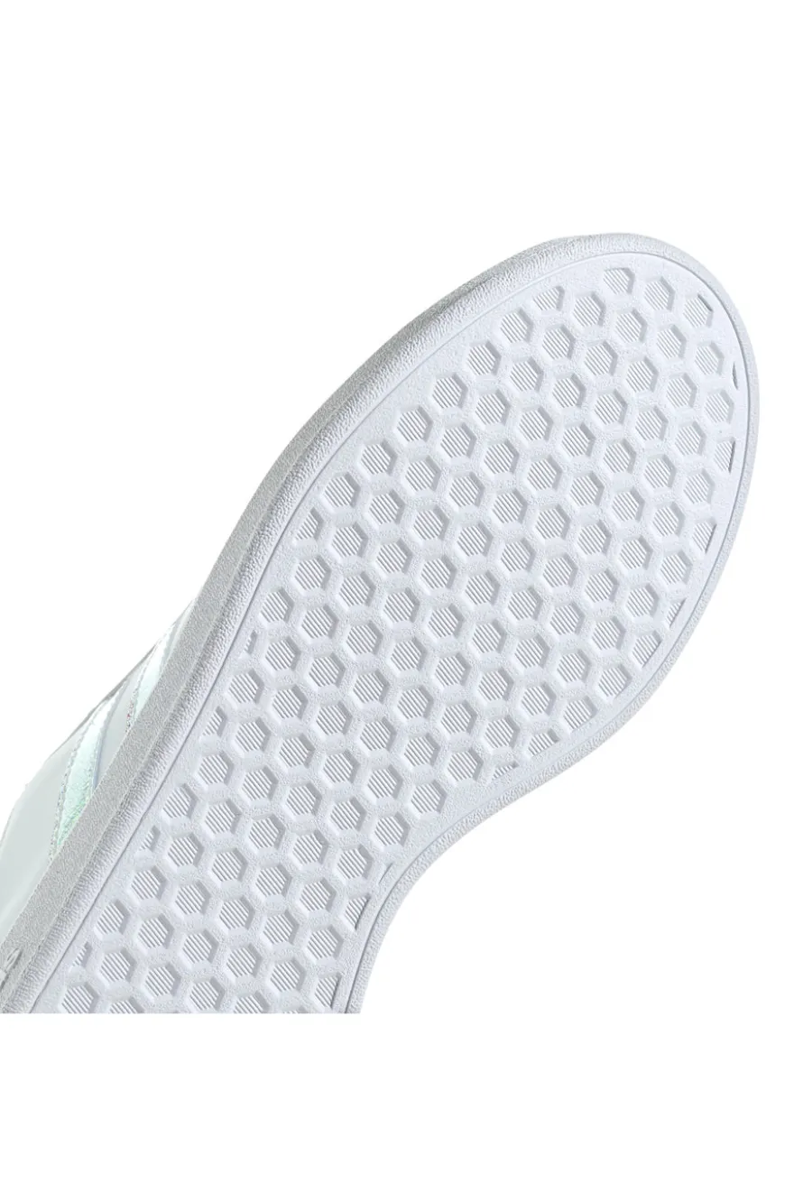 Sneakers bianche con dettagli iridescenti Adidas Grand Court Base 2.0