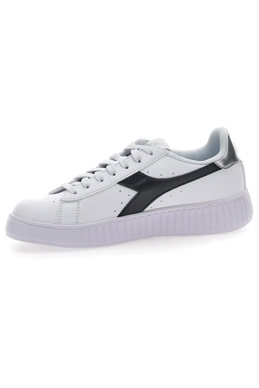 Sneakers Bianche con Fregio Nero Diadora Step P Teamtime