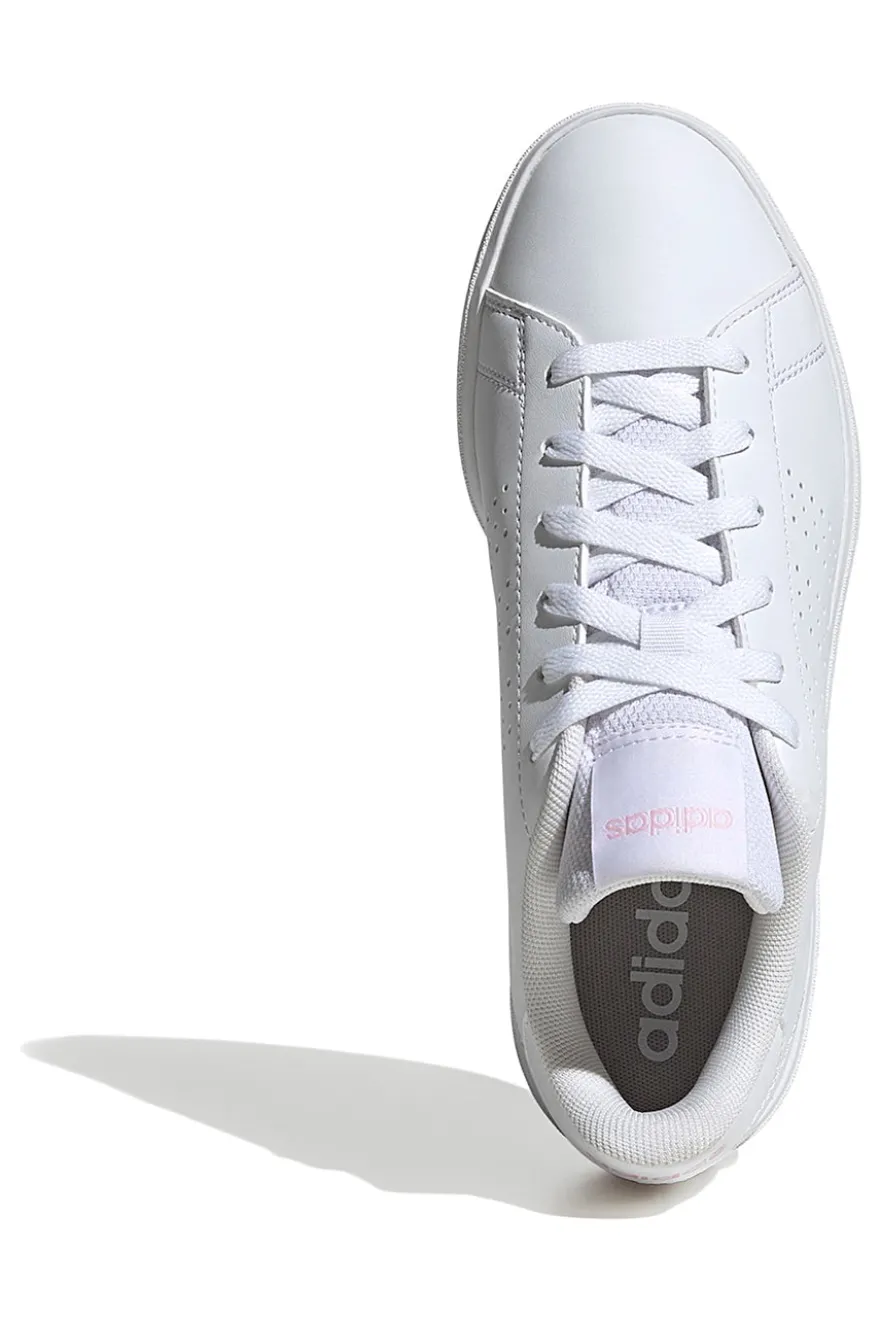 Sneakers bianche con strisce traforate in materiale riciclato Adidas Advantage Base 2
