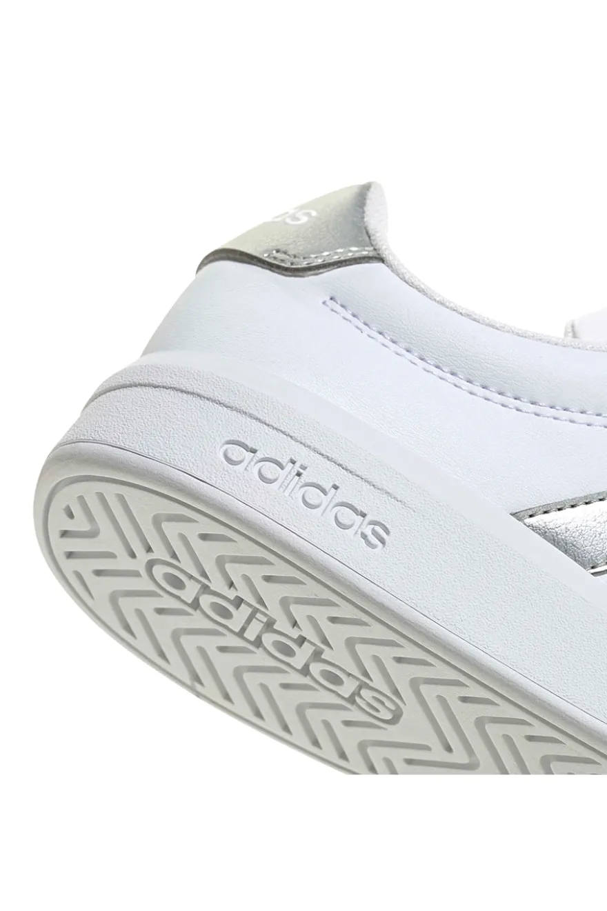 Sneakers bianche con strisce argento in pelle sintetica Adidas Grand Court 3 J