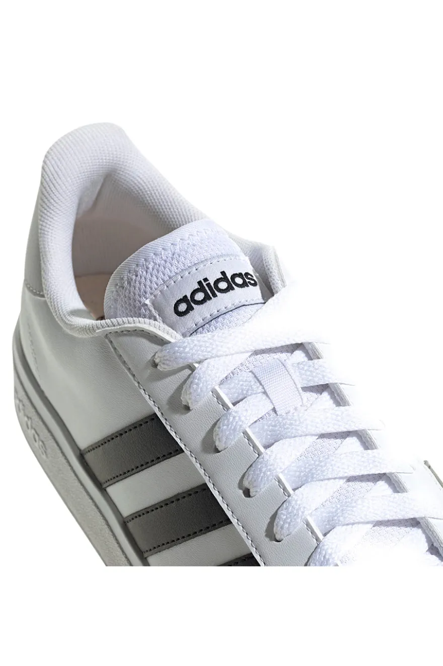 Sneakers bianche con strisce nere stile tennis Adidas Grand Court Base 2