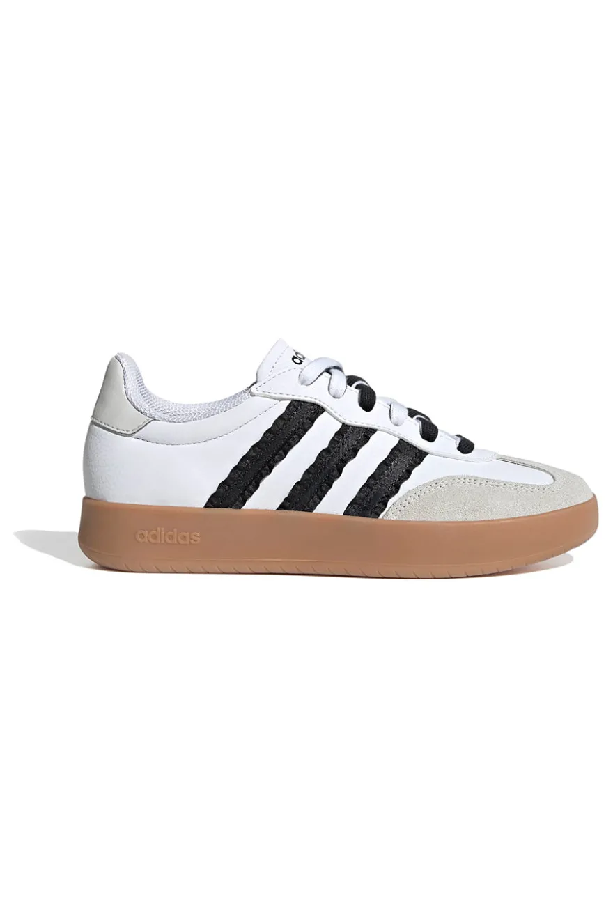 Sneakers bianche con strisce nere e punta in suede Adidas Barreda