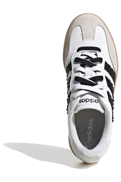 Sneakers bianche con strisce nere e punta in suede Adidas Barreda