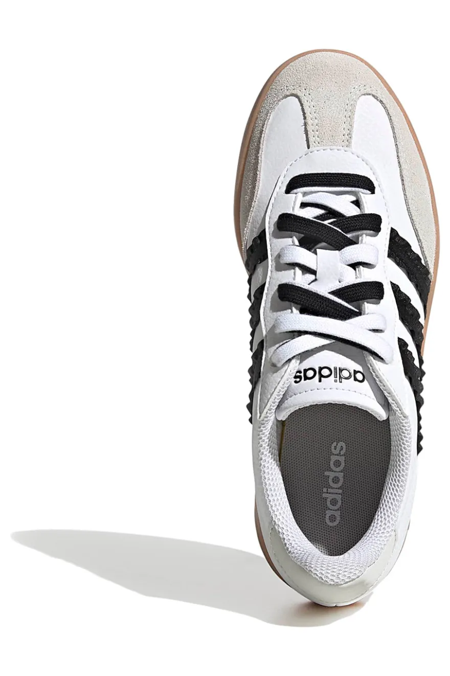 Sneakers bianche con strisce nere e punta in suede Adidas Barreda