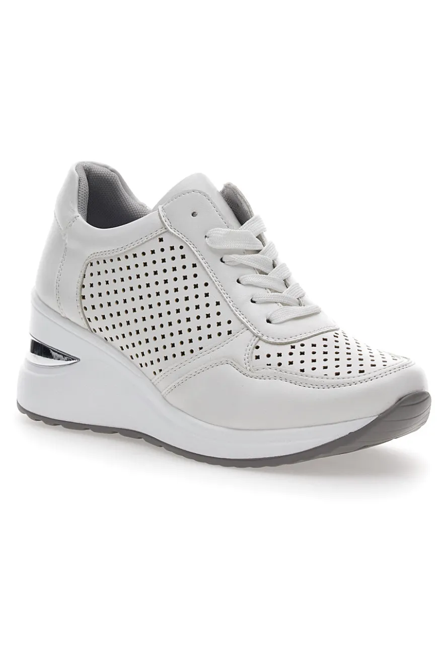 Sneakers bianche con zeppa traforate Mio tempo 137