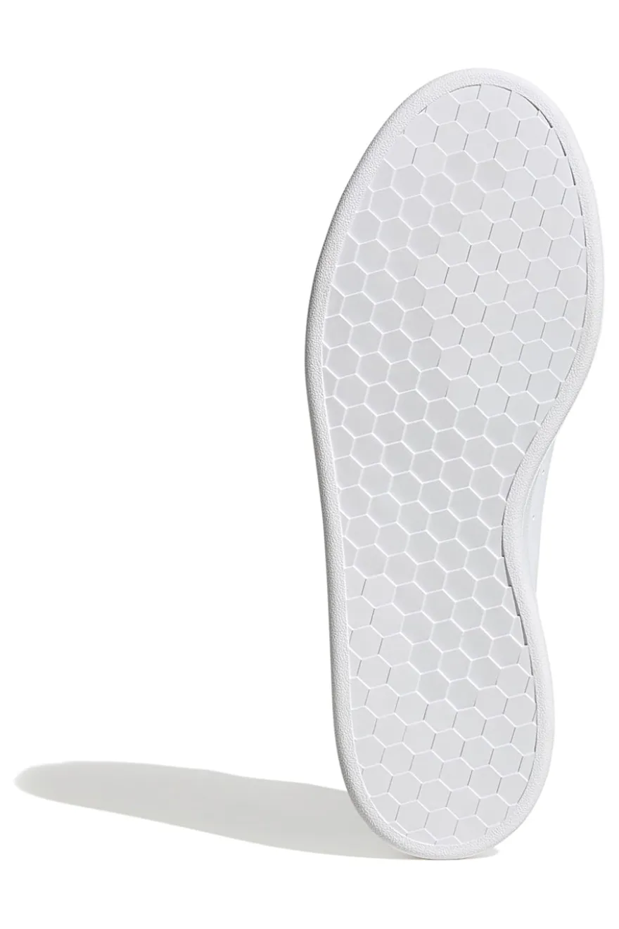 Sneakers bianche design court Adidas Urban Court