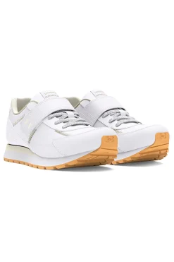 Sneakers bianche leggere con suola in gomma Under Armour Essential Runner
