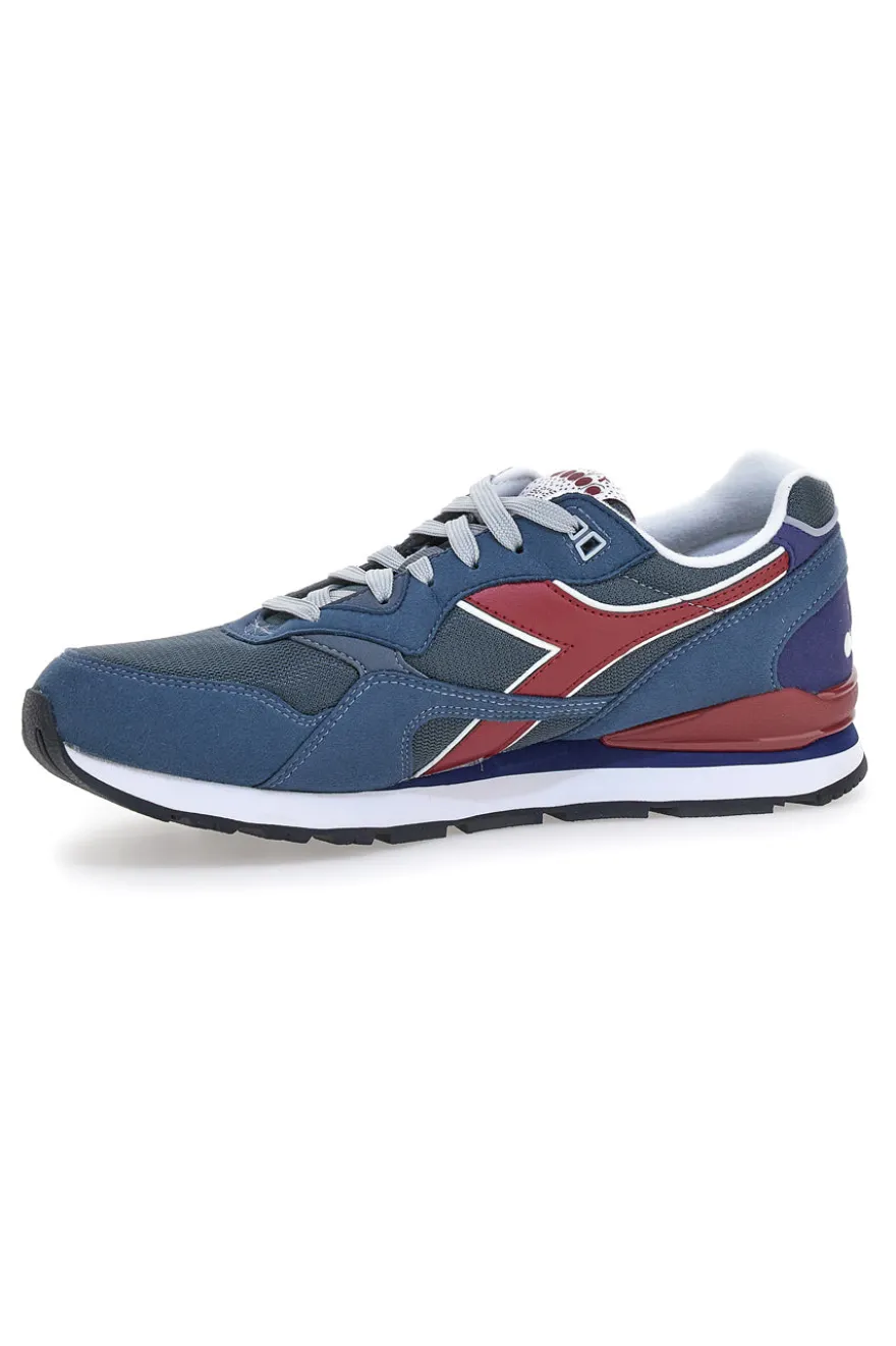 Sneakers blu con dettagli bordeaux e suola retro running Diadora N 92