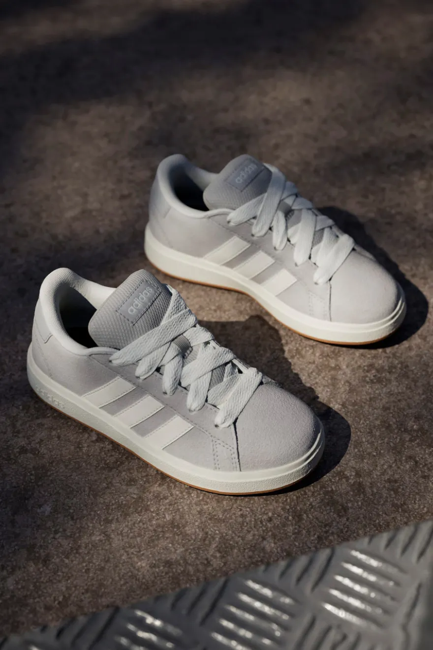 Sneakers Grigio in suede Adidas Grand Court 00s