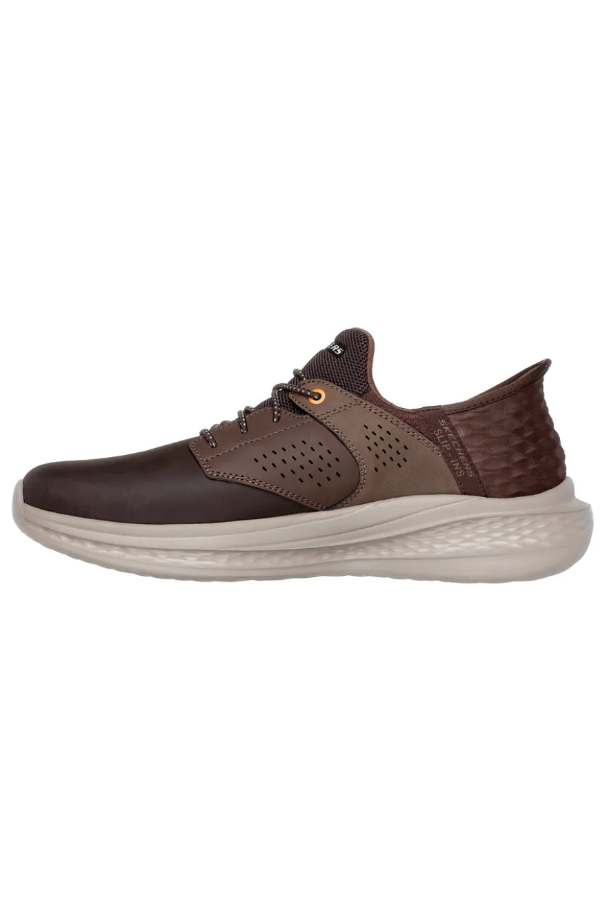 Sneakers marroni con supporto Goga Mat e calzata Slip-ins Skechers Slade Macklin