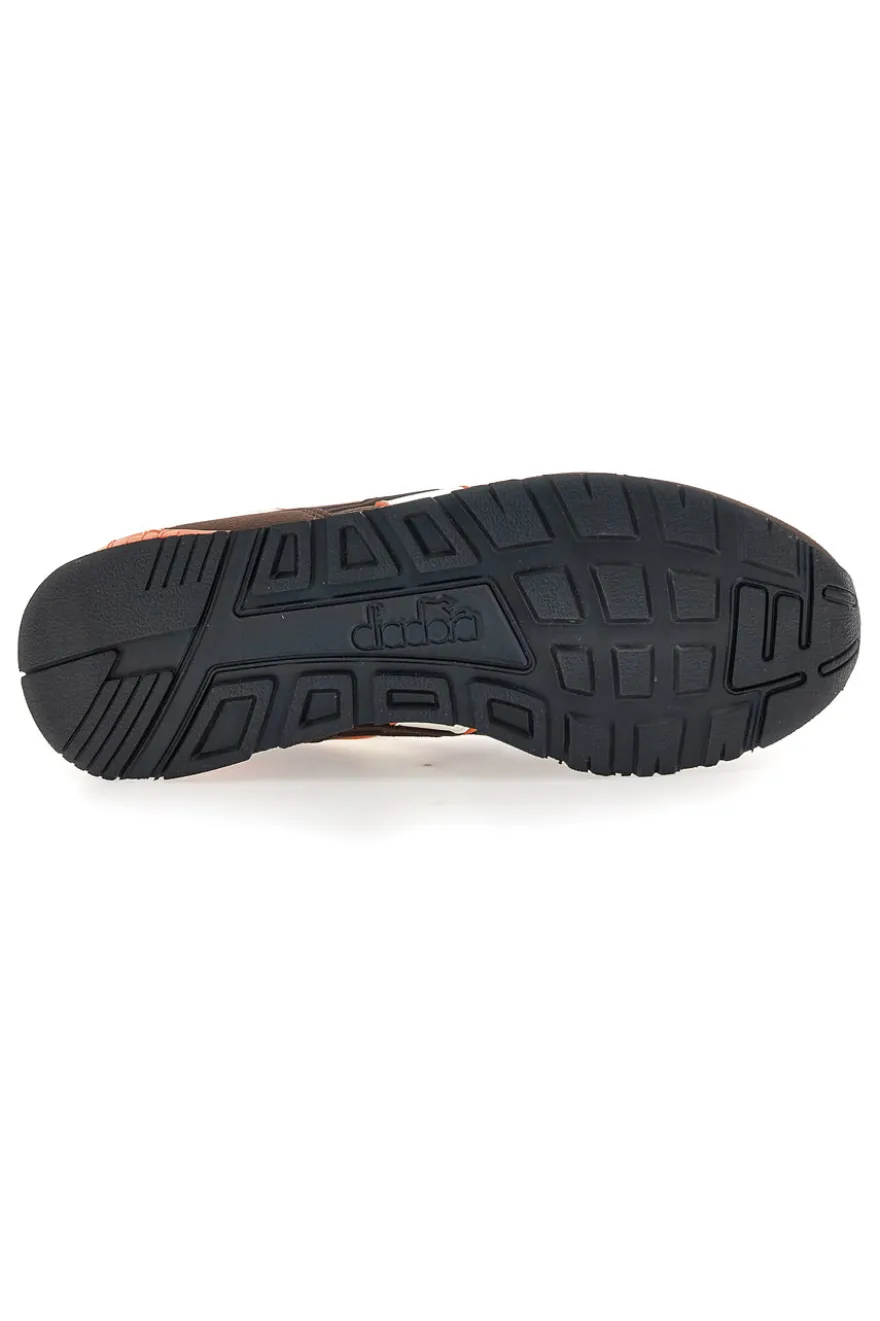 Sneakers marroni in tessuto con dettagli arancioni Diadora 183076 30045