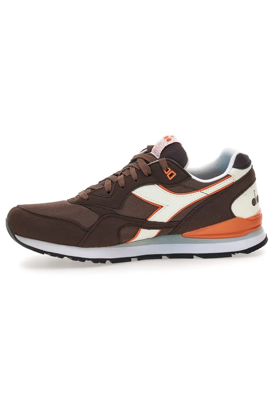 Sneakers marroni in tessuto con dettagli arancioni Diadora 183076 30045
