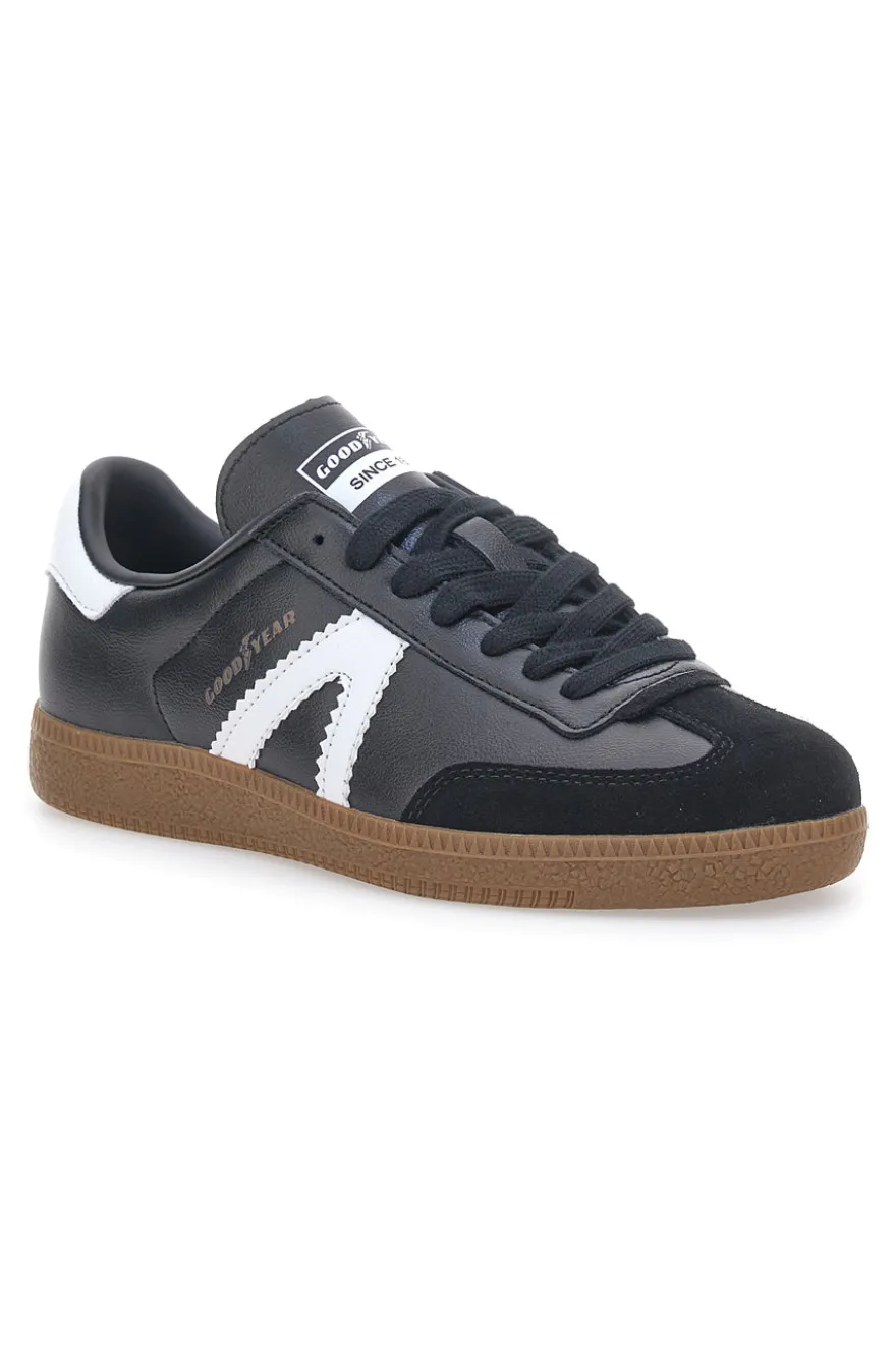 Sneakers Nere con Bande Bianche in Vera Pelle CANGURO GY51001