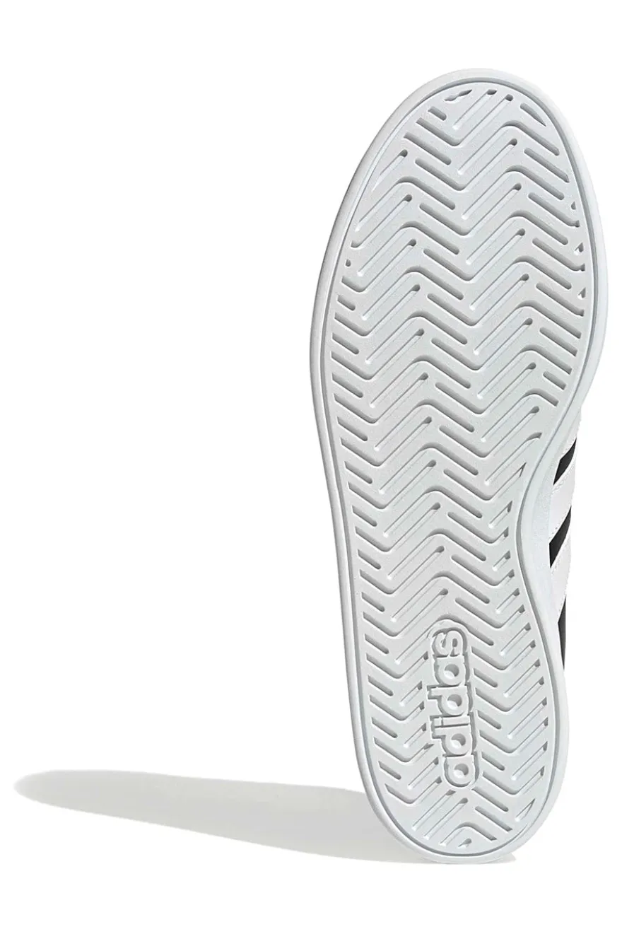 Sneakers nere con dettagli bianchi stile iconico Adidas Grand Court Base 3